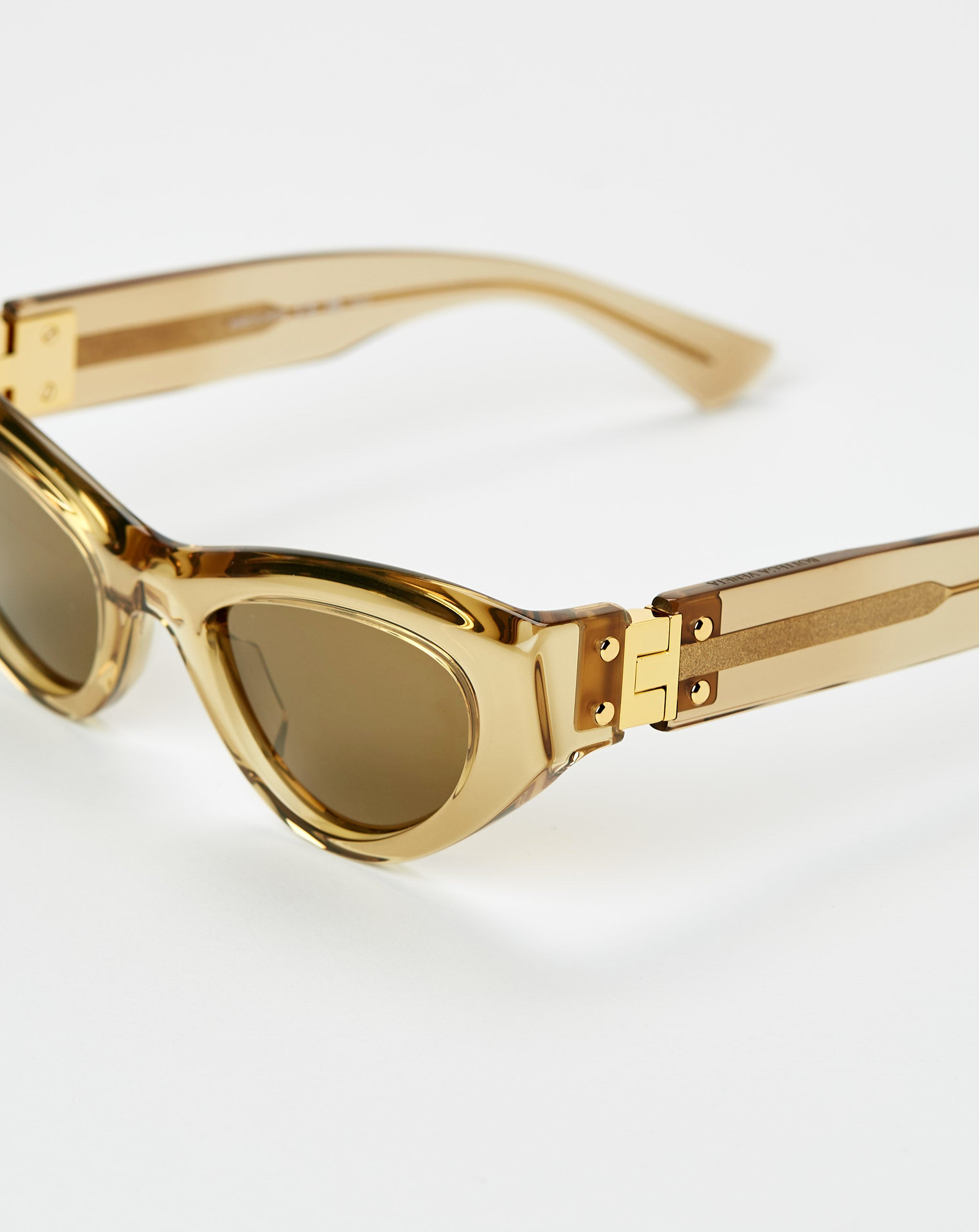 Thick Frame Sport Sunglasses