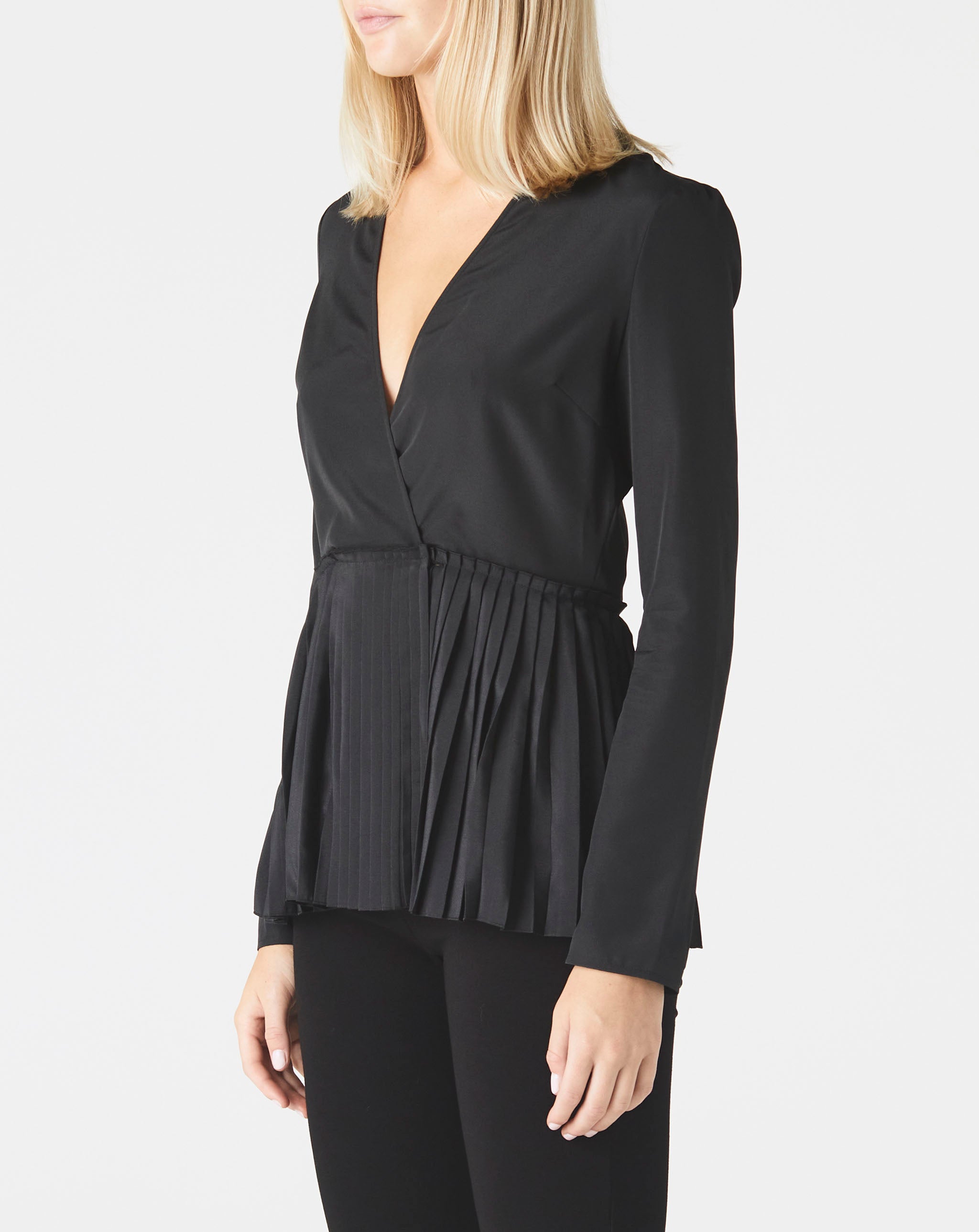 Top with Pleats