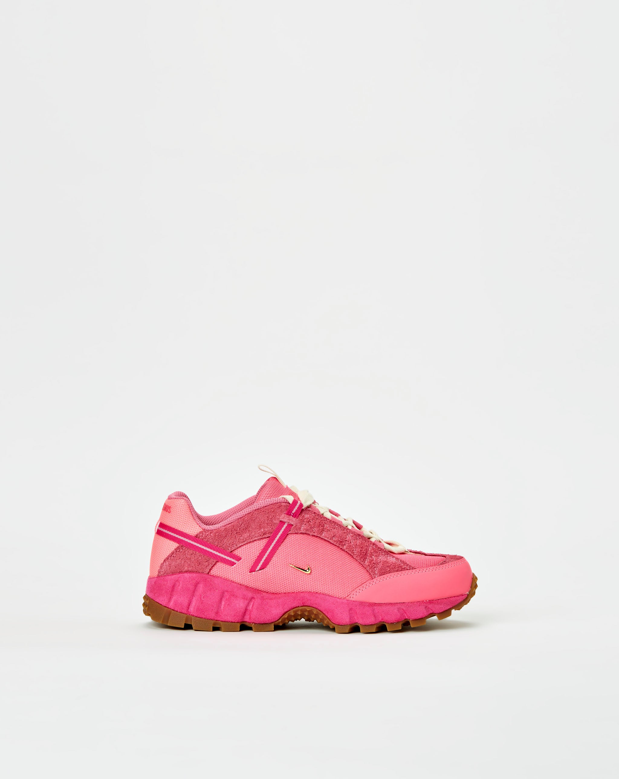 Nike Air Humara LX