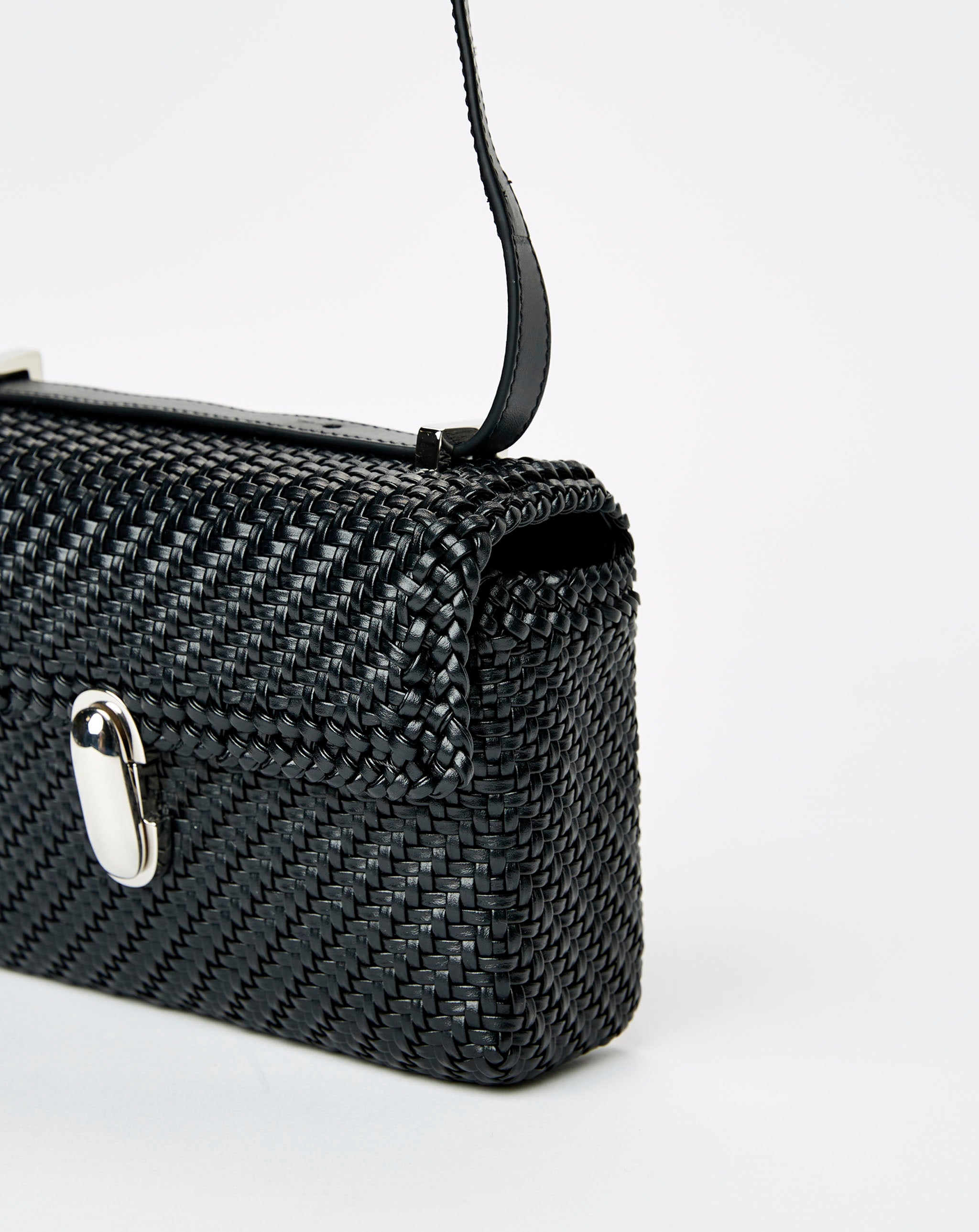 Symmetry 19 In Woven Leather