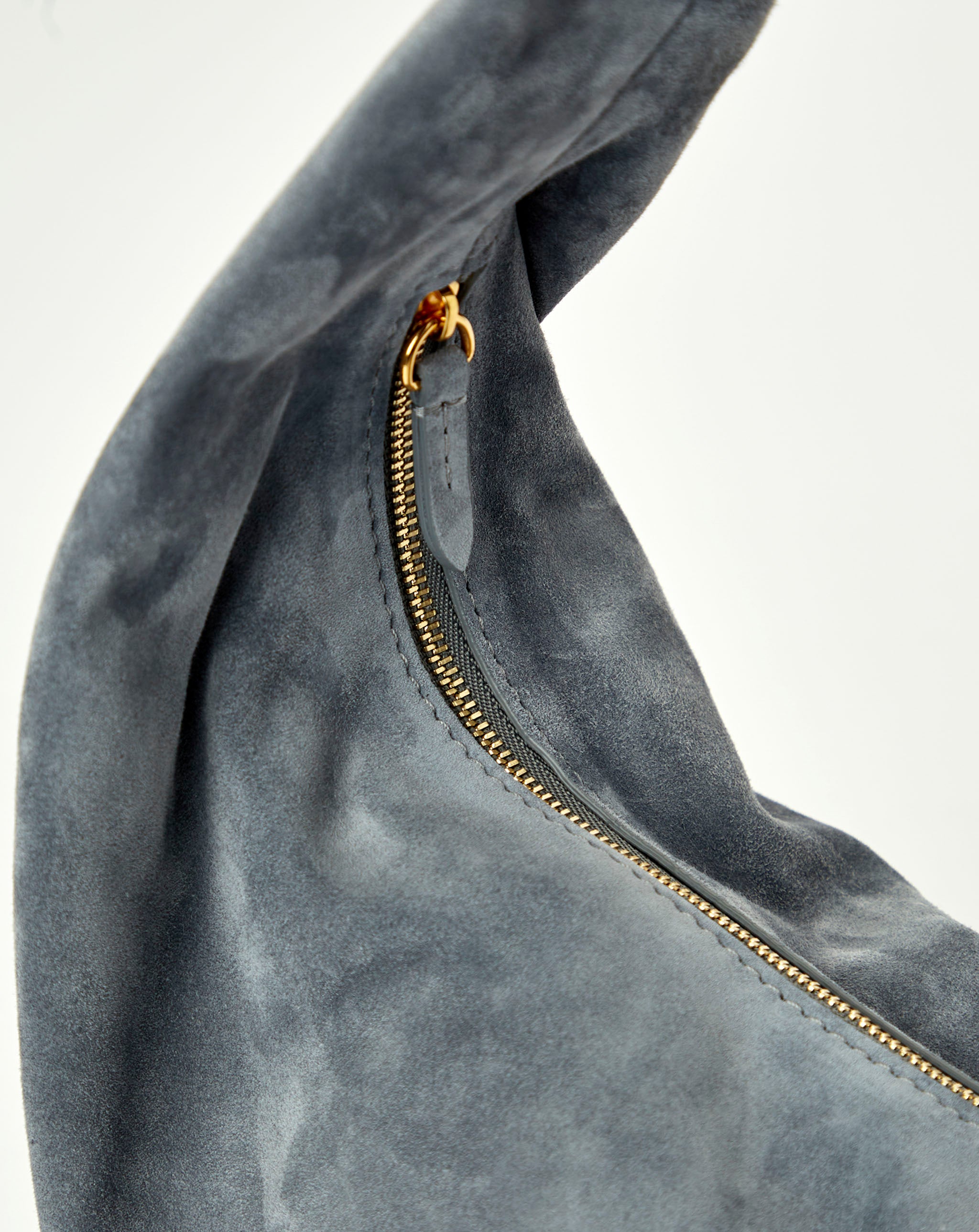 Olivia Hobo Medium