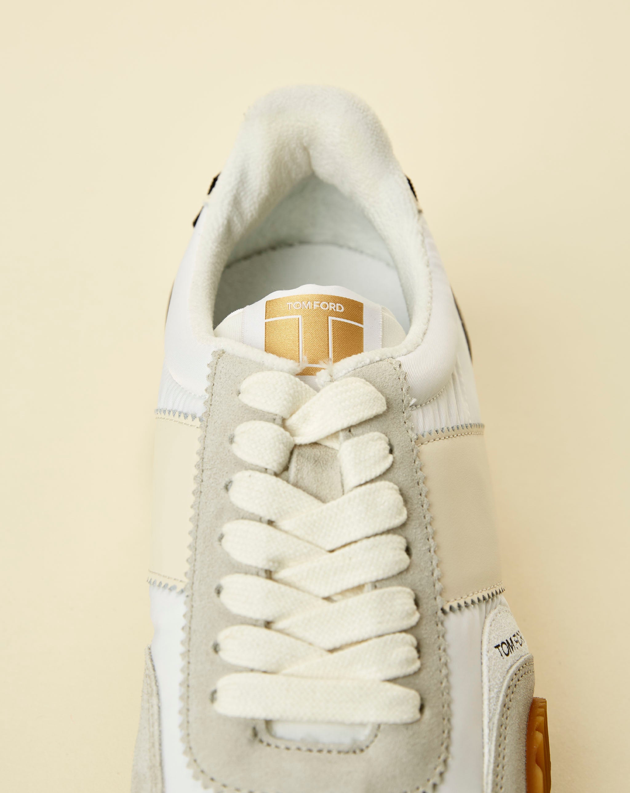 James Sneakers