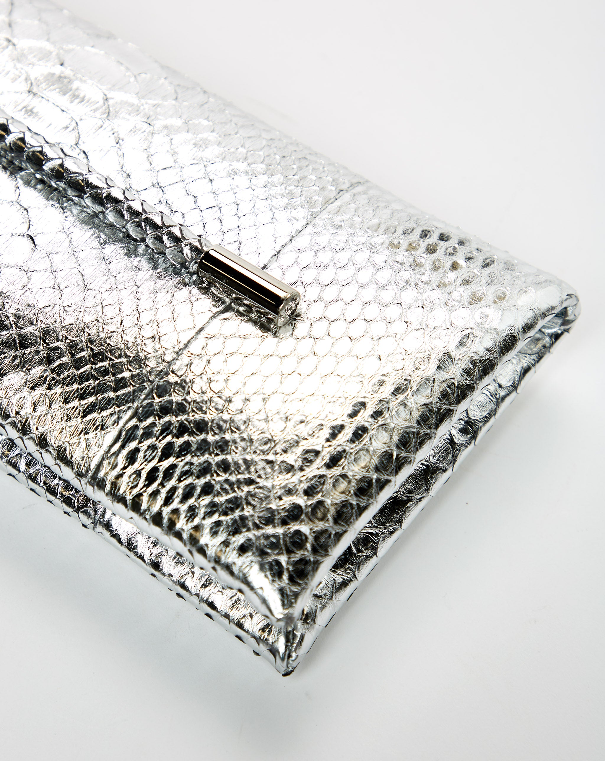 Python Ava Clutch