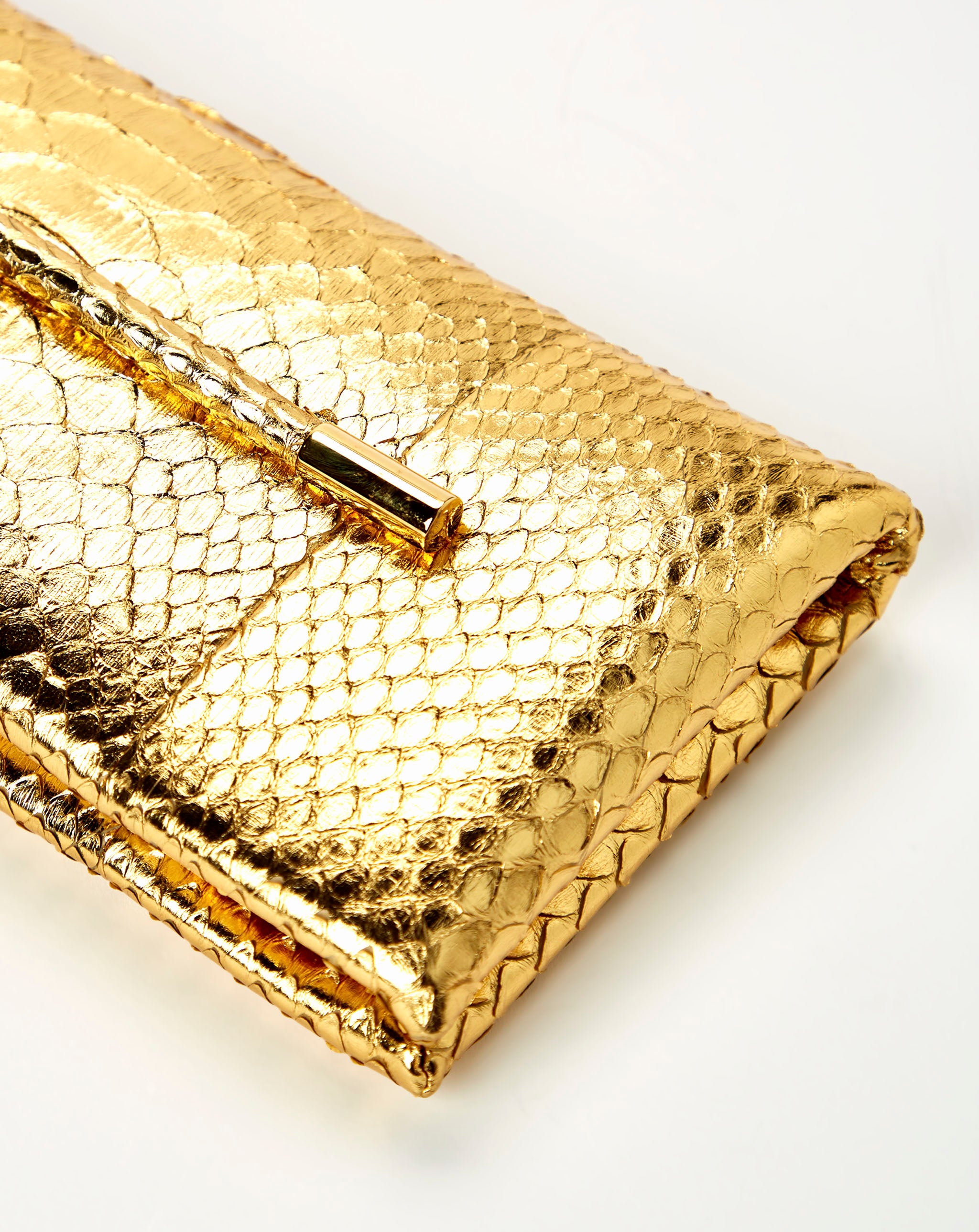 Python Ava Clutch