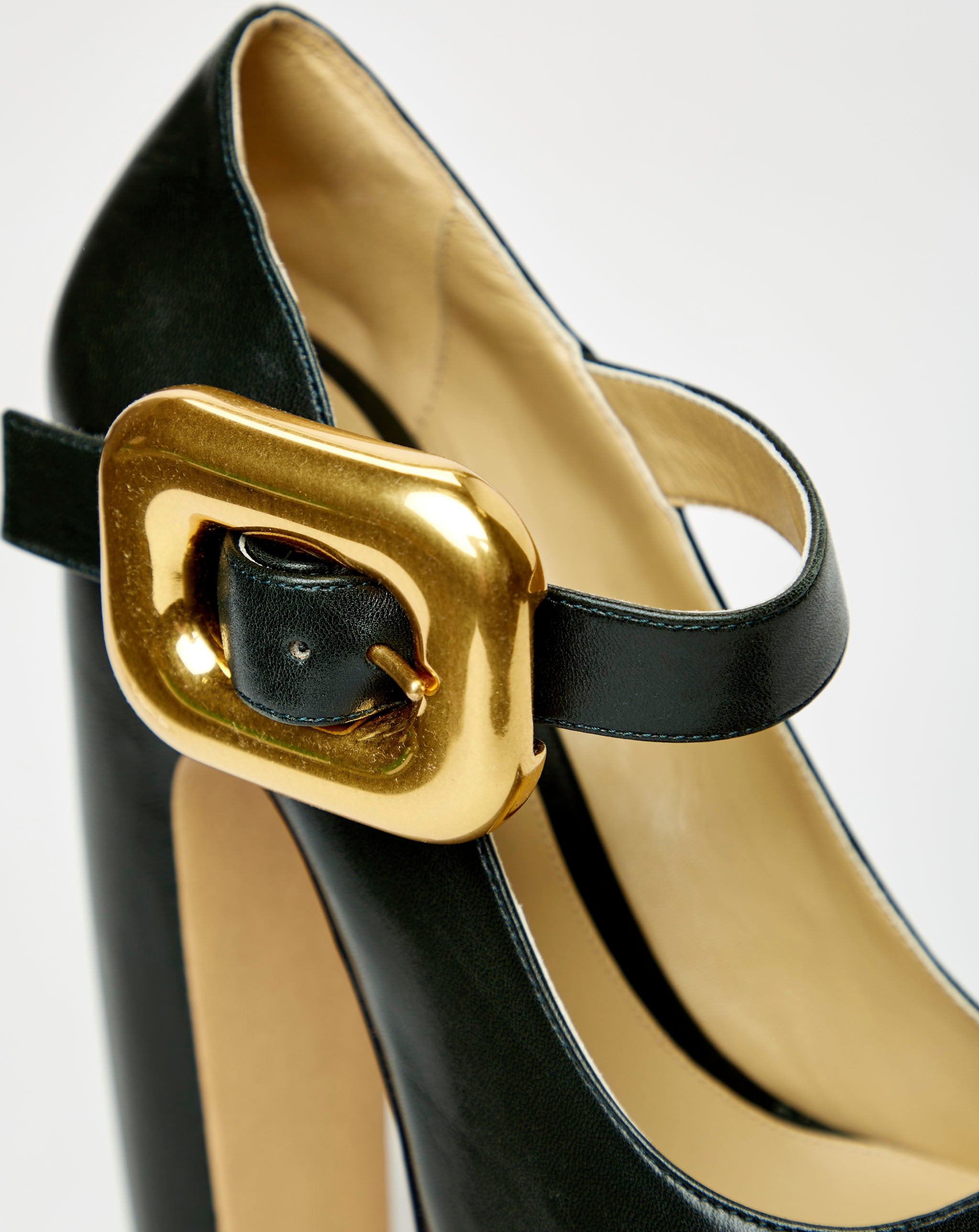 Platform Mary Jane