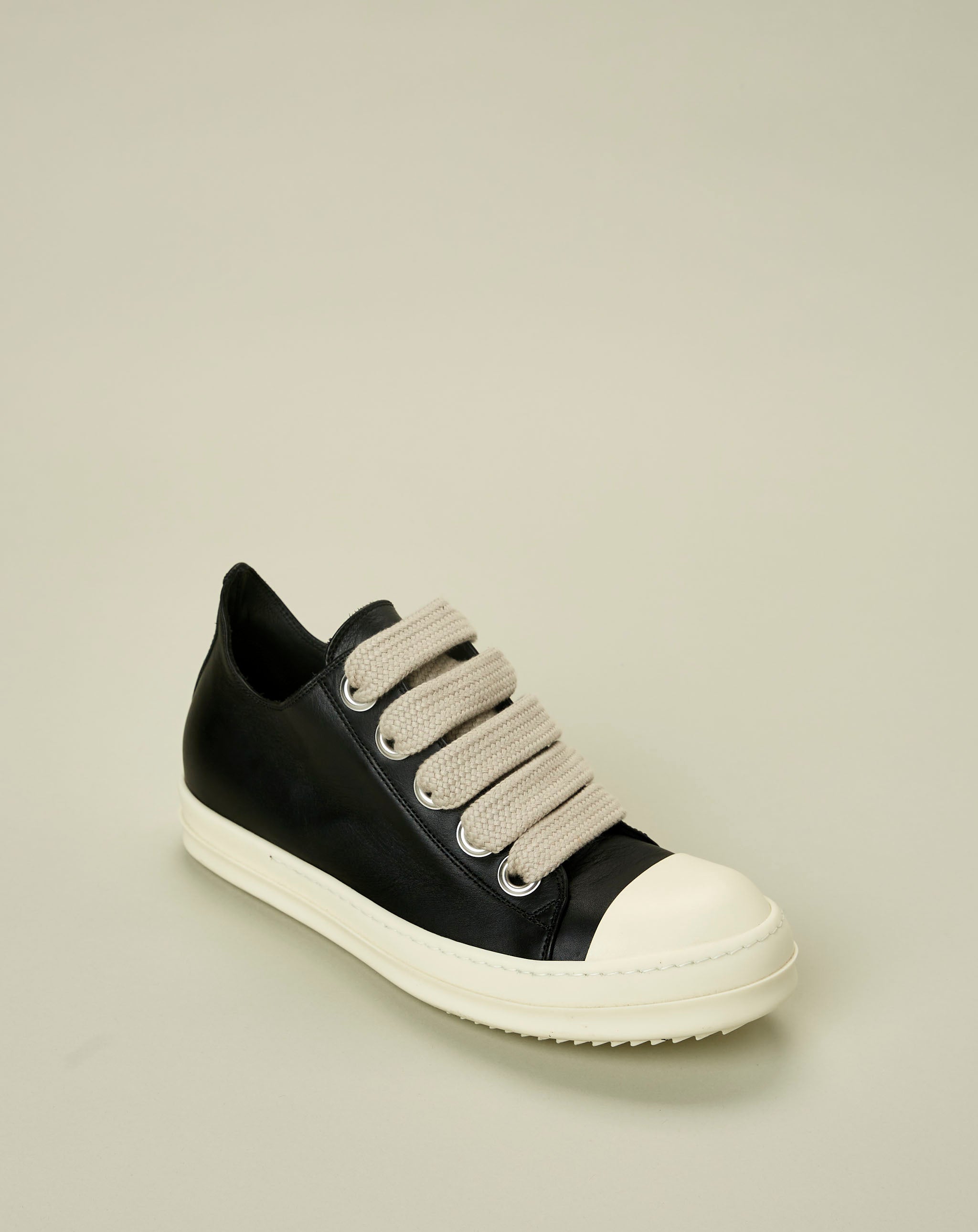 Low Top Mega Lace