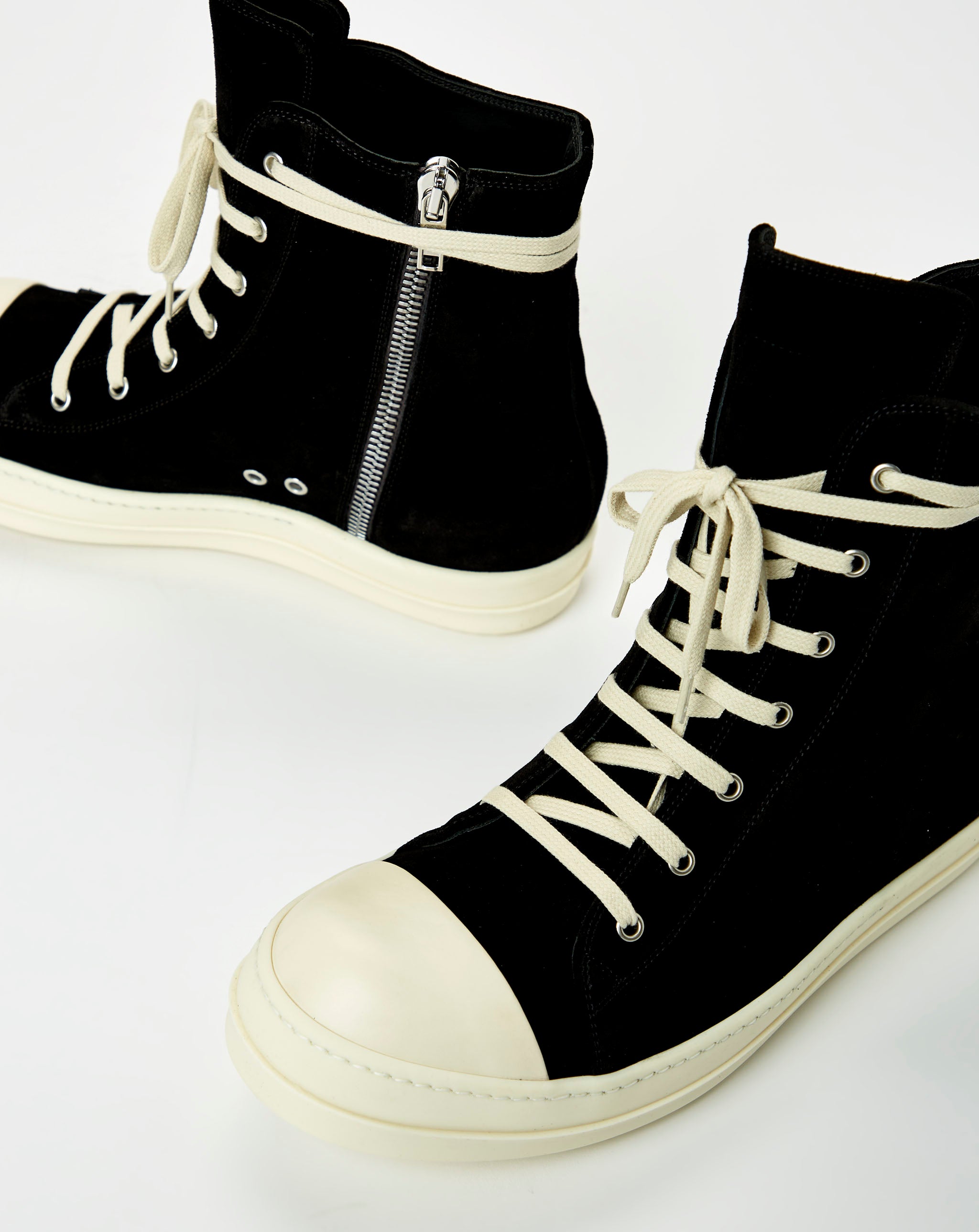 High Top Ramone Sneaker
